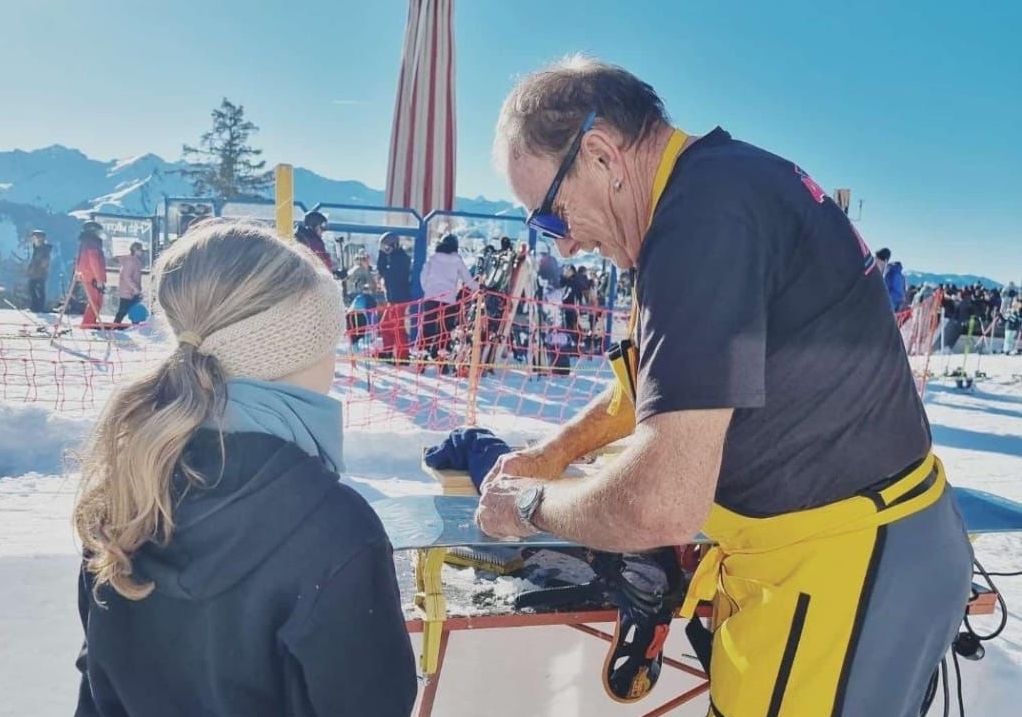 Handgruobi & Stoos Skitestcenter ge&ouml;ffnet